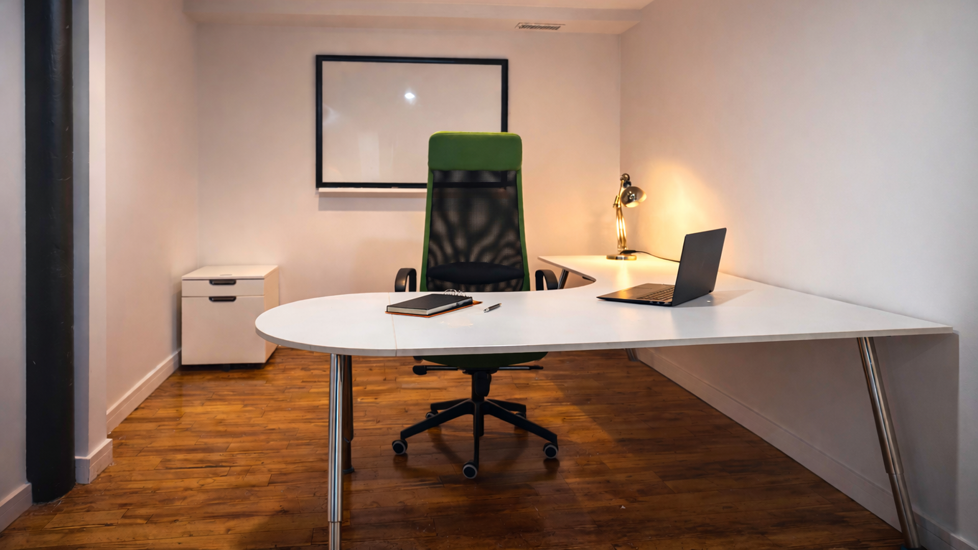 Private office for rent at Coworking Saint-Henri, Montréal